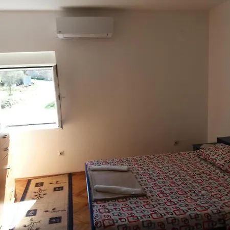 Апартаменти Aranzulo *
